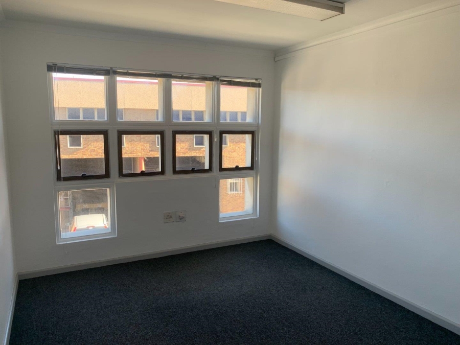 To Let Commercial Property for Rent in Montague Gardens Western Cape